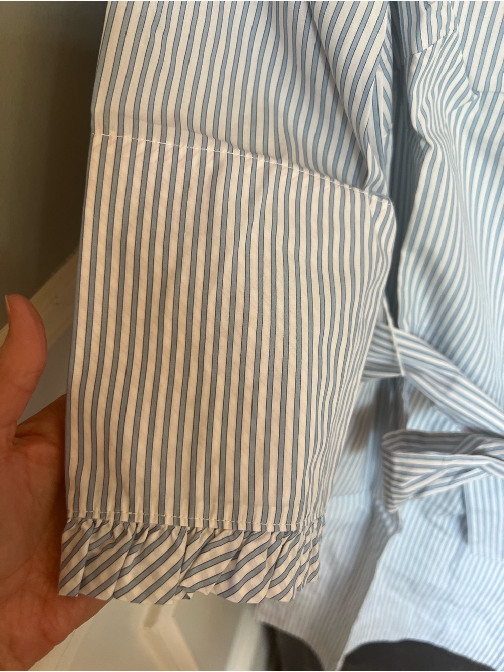 Lilly Pulitzer Brinkley Shirtdress Conductor Stripe pattern. Starry blue Sz2 NWT - Picture 4 of 11
